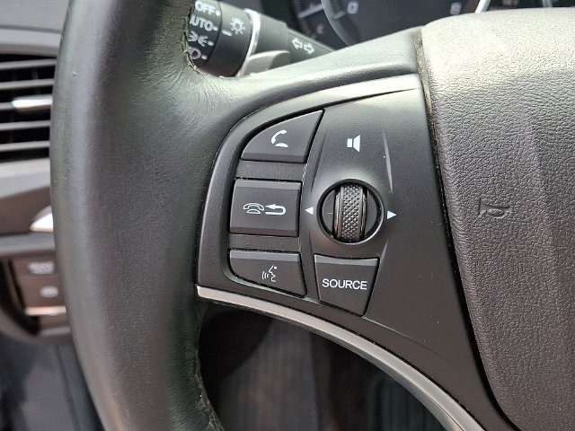 Used 2017 Acura MDX SH-AWD image 22