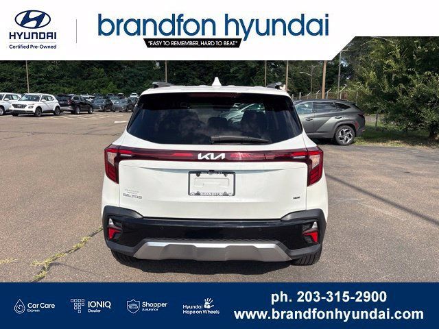 Used 2025 Kia Seltos SX w/ SX Sunroof Package AWD/4WD image 5