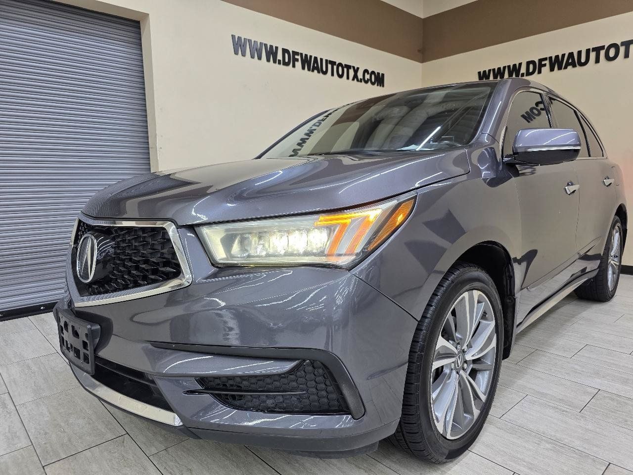 Used 2017 Acura MDX w/ Technology Package AWD/4WD image 2
