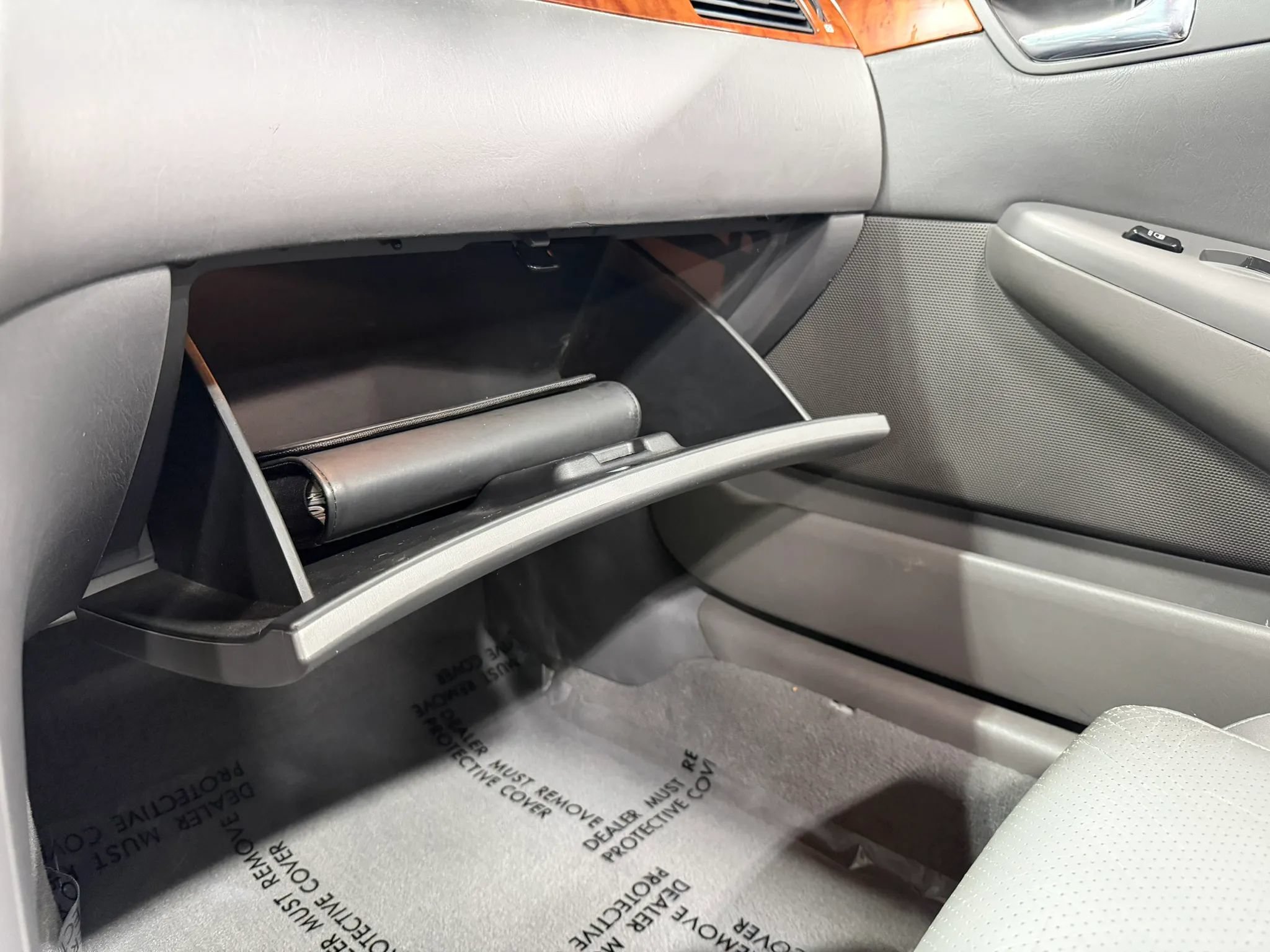 Used 2008 Toyota Solara SLE FWD image 25