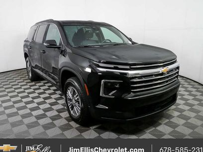 Certified 2025 Chevrolet Traverse LT