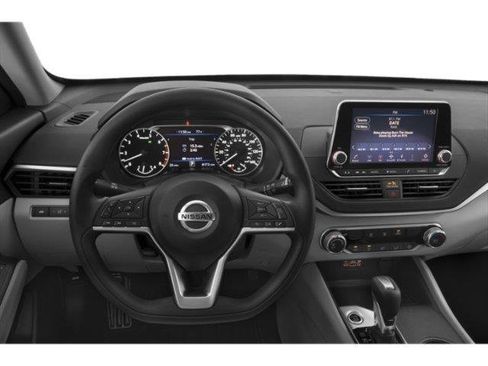 Used 2020 Nissan Altima 2.5 S FWD image 2