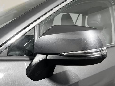 Used 2020 Toyota RAV4 XLE Premium FWD image 12