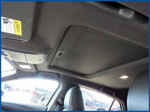 Used 2023 MAZDA MAZDA3 s image 14