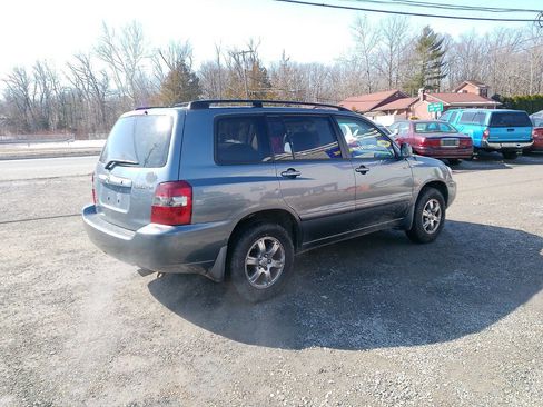Used 2004 Toyota Highlander 4WD V6 image 5