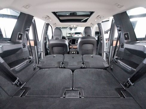 Certified 2024 Volvo XC90 B5 Plus image 38