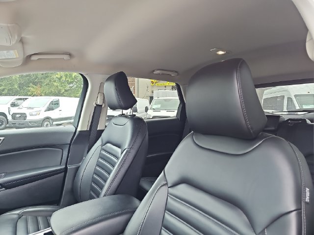 Used 2024 Ford Edge SEL AWD/4WD image 14