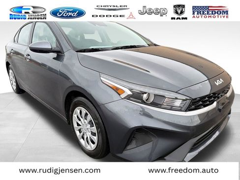 Used 2024 Kia Forte LX FWD image 7