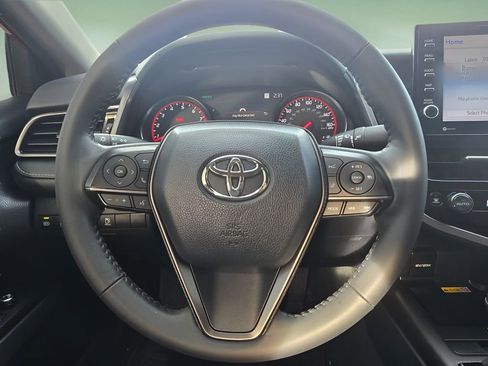 Used 2024 Toyota Camry XSE image 25