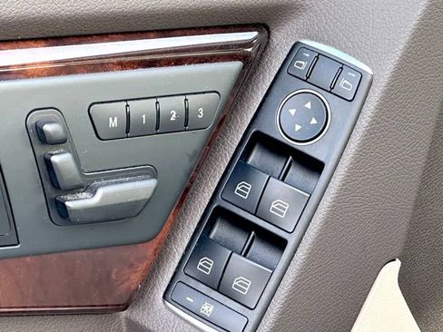 Used 2015 Mercedes-Benz GLK 350 4MATIC image 24