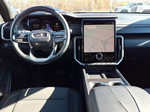 Used 2025 GMC Acadia Elevation image 9