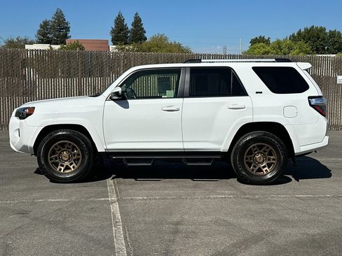 Used 2024 Toyota 4Runner SR5 RWD image 6