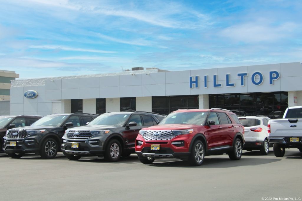Used 2023 Ford Escape SE w/ PHEV Premium Package FWD image 7