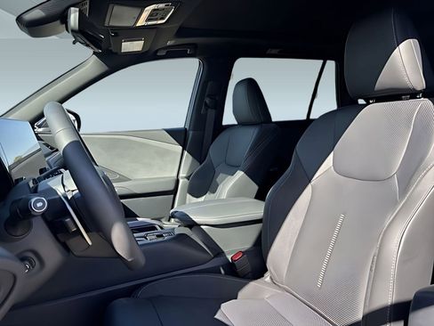 Used 2025 Lexus TX 350 AWD image 20