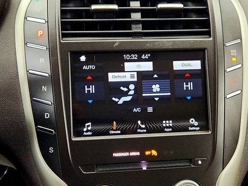 Used 2019 Lincoln MKC Premiere AWD/4WD image 18