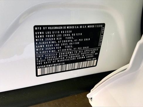 New 2026 Volkswagen Tiguan SE R-Line image 15