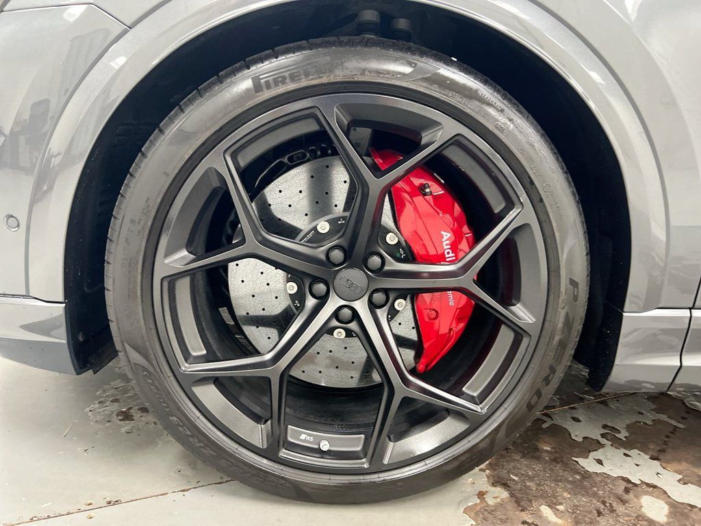 Used 2026 Audi RS Q8 performance AWD/4WD image 28