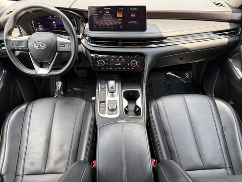 Used 2023 INFINITI QX60 Sensory w/ Vision Package AWD/4WD image 3