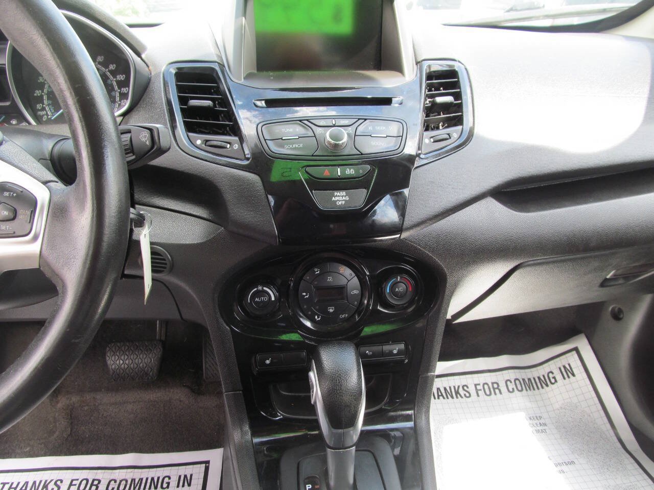 Used 2015 Ford Fiesta SE w/ Equipment Group 201A FWD image 11