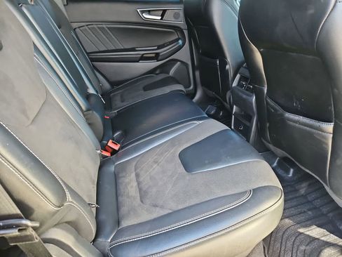 Used 2021 Ford Edge ST image 21