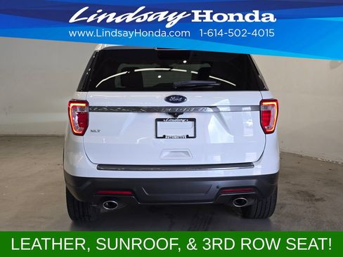 Used 2018 Ford Explorer XLT w/ Equipment Group 202A FWD image 6