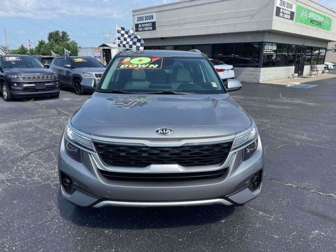 Used 2021 Kia Seltos EX AWD/4WD image 2
