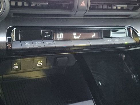 Used 2024 Toyota Prius Limited image 10