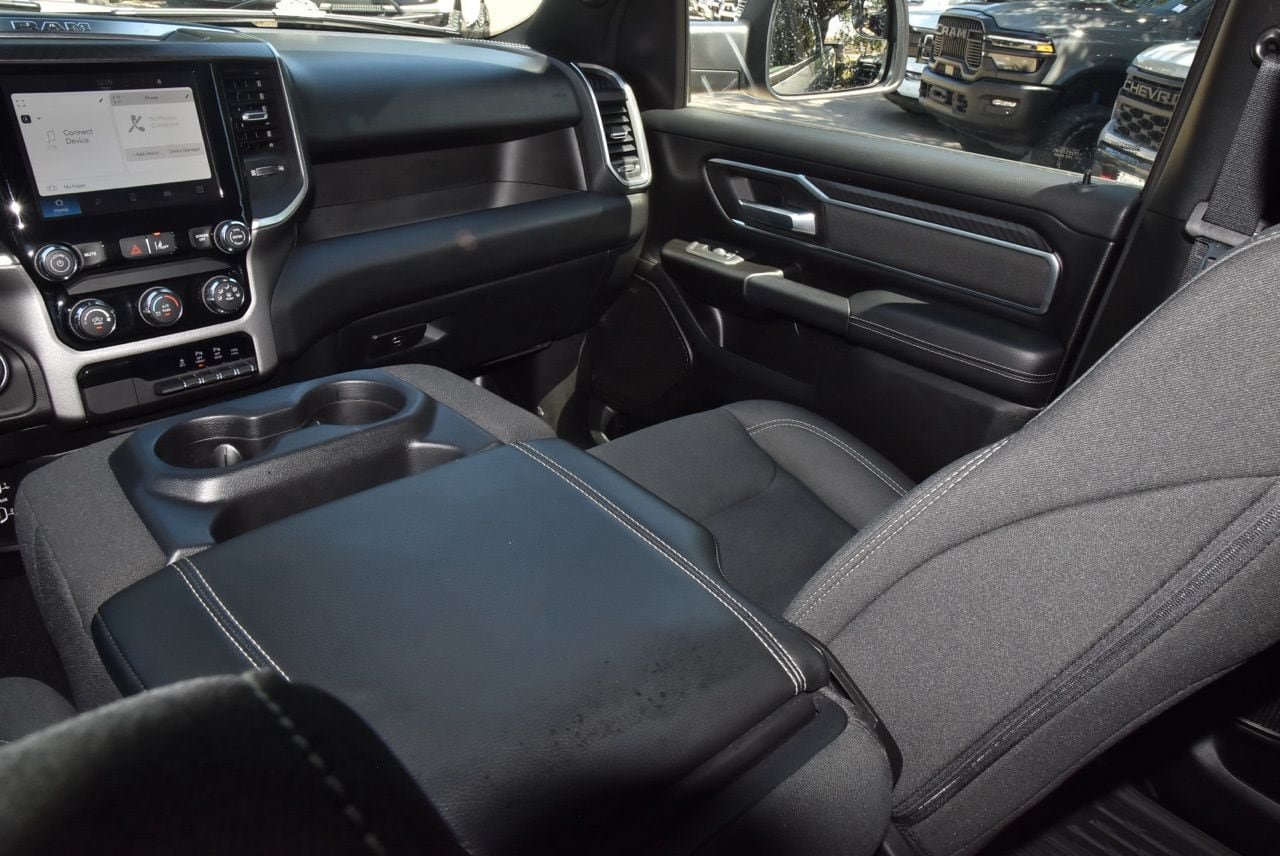 Used 2025 RAM 1500 Big Horn RWD image 17