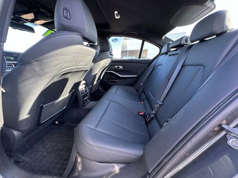 Used 2019 BMW 330i xDrive Sedan w/ Convenience Package image 12