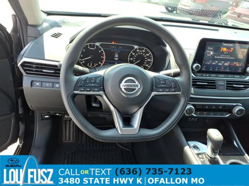 Used 2021 Nissan Altima 2.5 SV FWD image 7