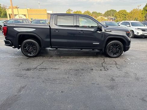 Used 2023 GMC Sierra 1500 Elevation AWD/4WD image 2
