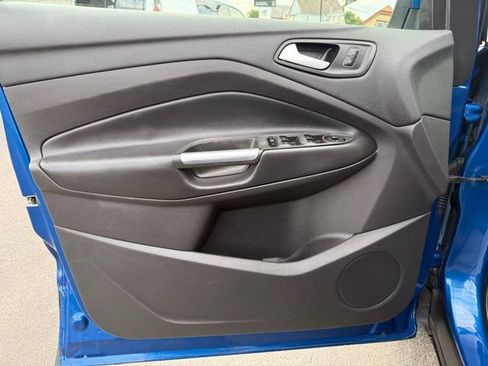Used 2018 Ford Escape SE FWD image 9