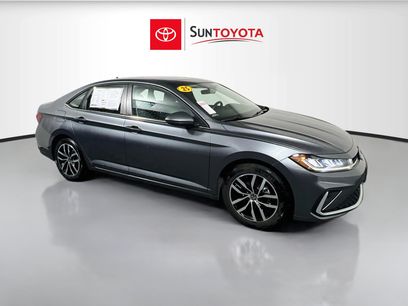 Used 2025 Volkswagen Jetta SE
