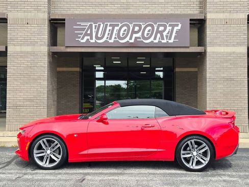 Used 2017 Chevrolet Camaro LT w/ RS Package RWD image 8