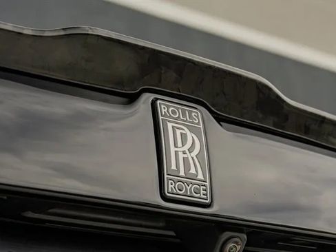Used 2024 Rolls-Royce Phantom Sedan image 47