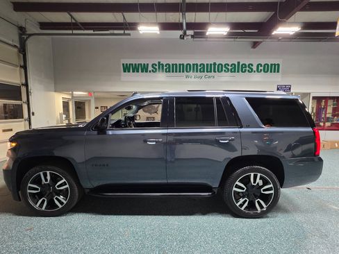 Used 2019 Chevrolet Tahoe LT w/ RST Edition image 11