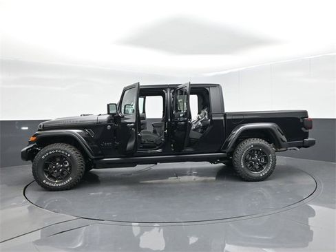 New 2026 Jeep Gladiator Willys image 60