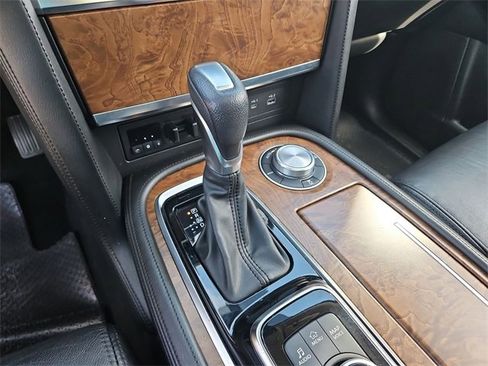 Used 2023 Nissan Armada SL image 16