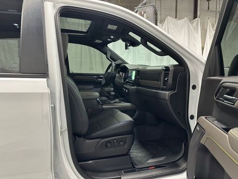 Used 2023 Chevrolet Silverado 1500 ZR2 w/ Technology Package AWD/4WD image 58