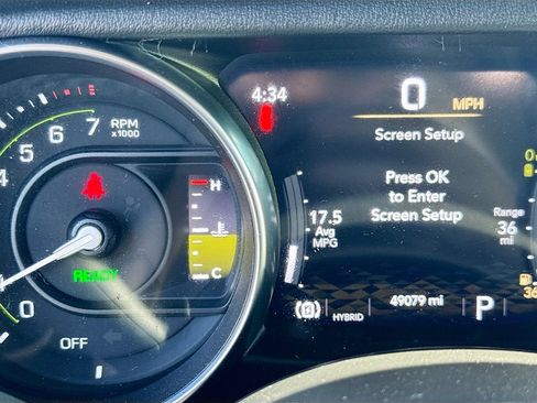 Used 2023 Jeep Wrangler Unlimited Sahara w/ Cold Weather Group AWD/4WD image 13
