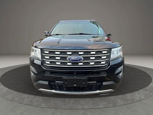 Used 2016 Ford Explorer Limited image 2