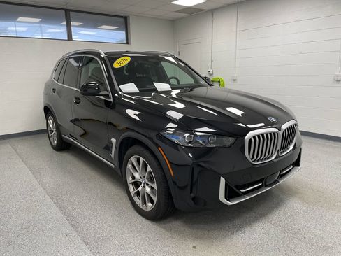 Certified 2026 BMW X5 xDrive40i AWD/4WD image 3