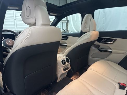 New 2026 Mercedes-Benz GLC 300 4MATIC image 18