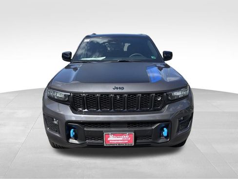 New 2024 Jeep Grand Cherokee Trailhawk w/ Advanced Protech Group II AWD/4WD image 11