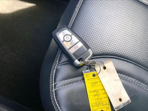 Used 2021 Ford Mustang Mach-E Premium image 15