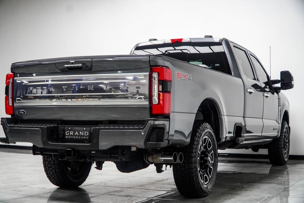 Used 2024 Ford F350 Platinum AWD/4WD image 16