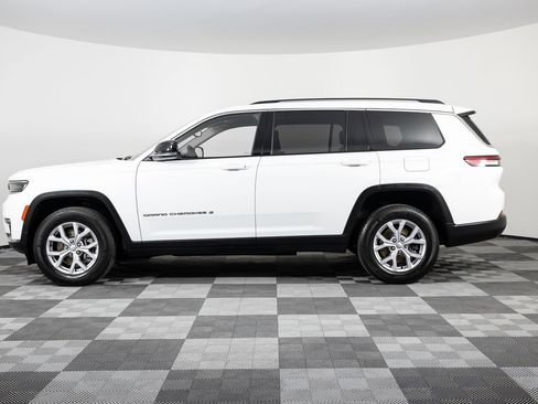 Used 2022 Jeep Grand Cherokee L Limited image 3