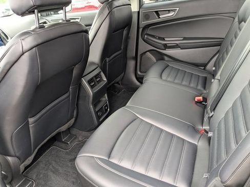 Used 2022 Ford Edge SEL w/ Convenience Package AWD/4WD image 23