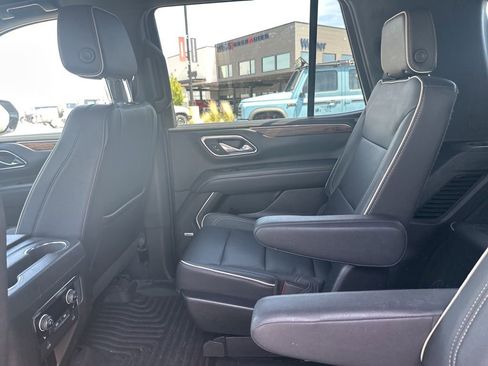 Used 2023 Chevrolet Tahoe Premier AWD/4WD image 14
