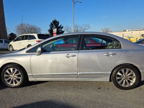 Used 2010 Honda Civic EX-L image 4